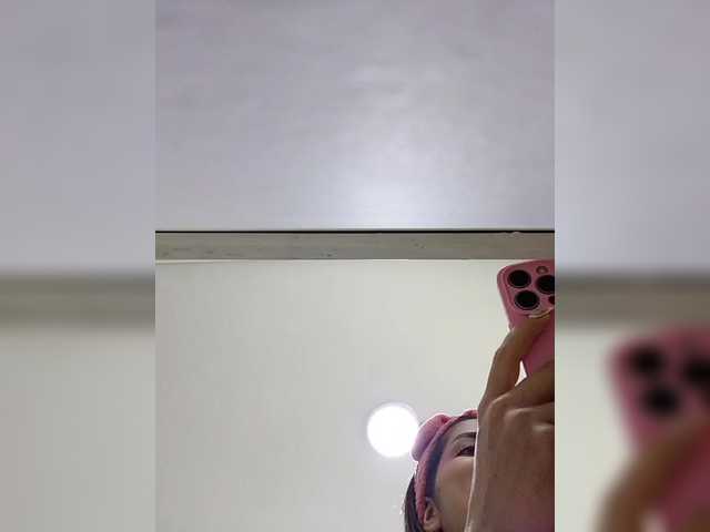 ElizHarper's BongaCams show and profile