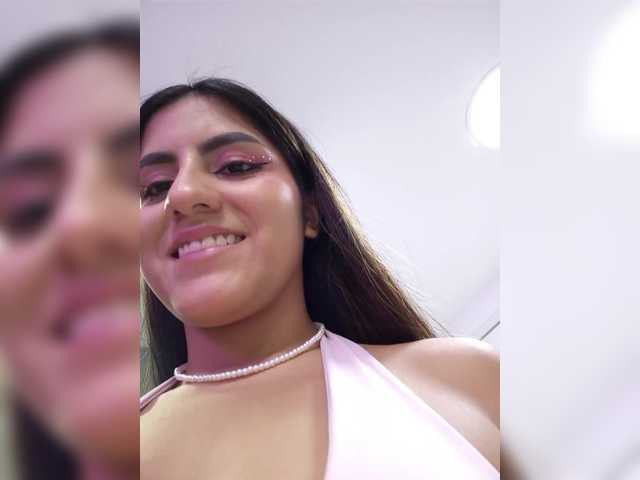  ElizHarper chat room