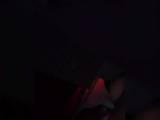 ElizHarper's BongaCams show and profile