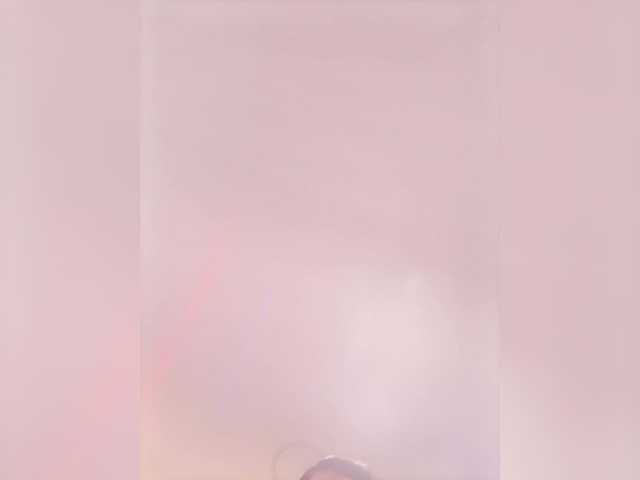 ElizHarper from BongaCams