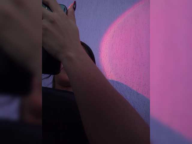 ElizHarper's BongaCams show and profile