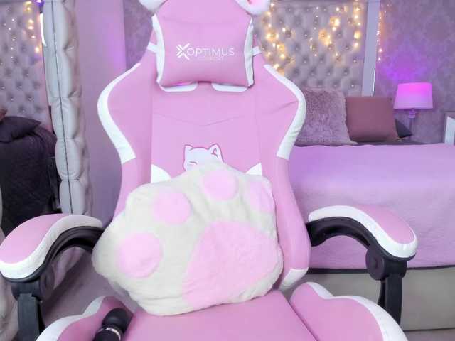 ElizHarper's BongaCams show and profile