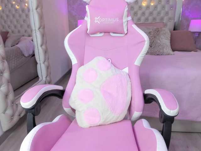 ElizHarper's BongaCams show and profile