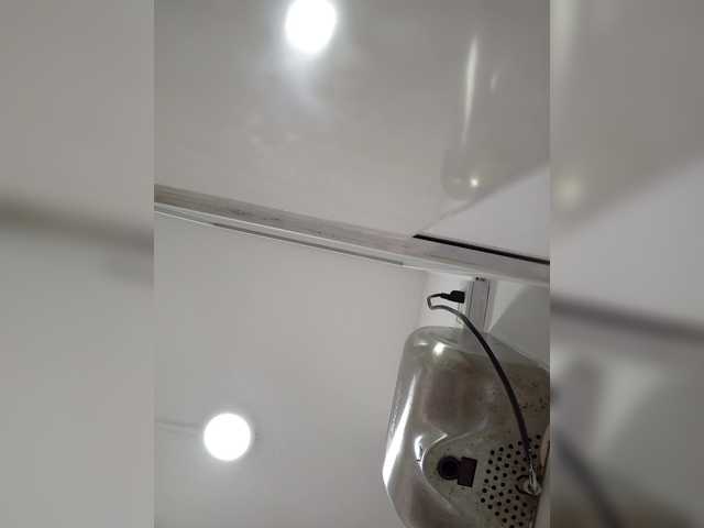 ElizHarper's BongaCams show and profile