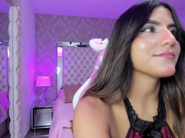 ElizHarper's BongaCams show and profile