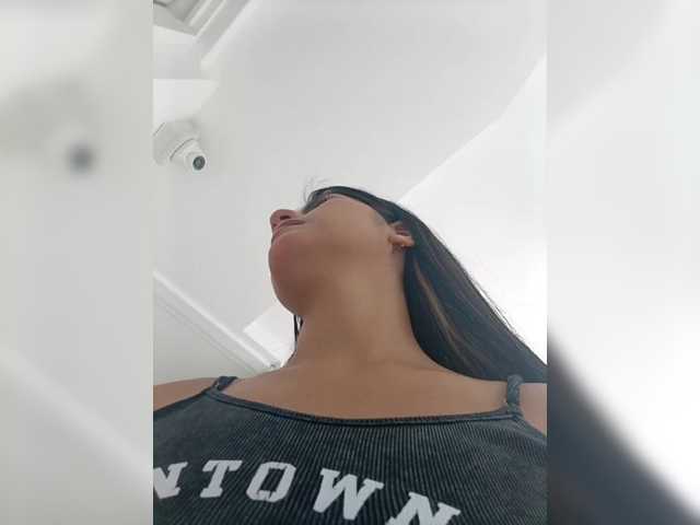 ElizHarper's BongaCams show and profile