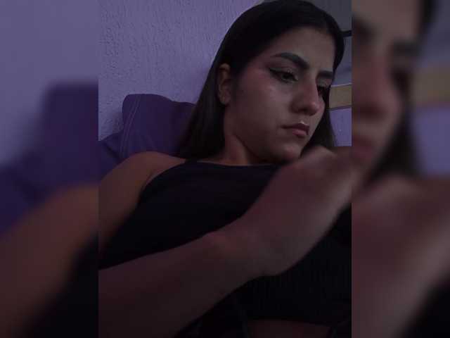  ElizHarper chat room