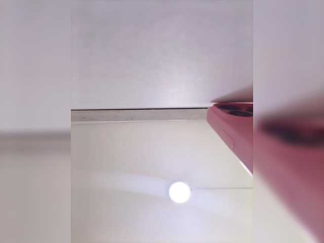 ElizHarper's BongaCams show and profile