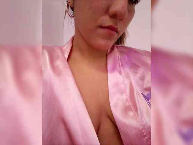 ElizHarper Live Webcam on BongaCams