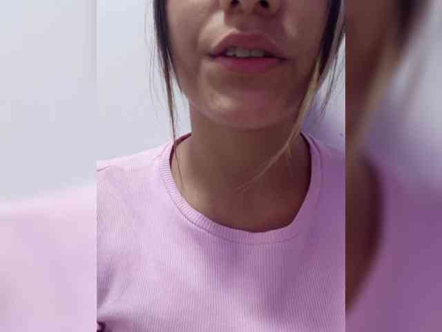 ElizHarper webcam
