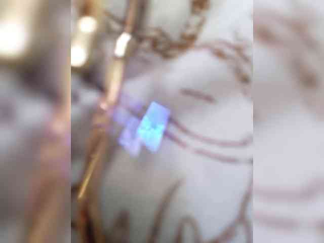 ElizHarper webcam