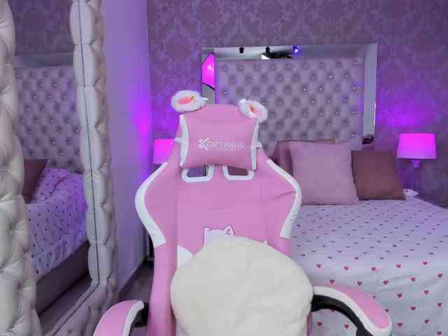 ElizHarper Live Webcam on BongaCams