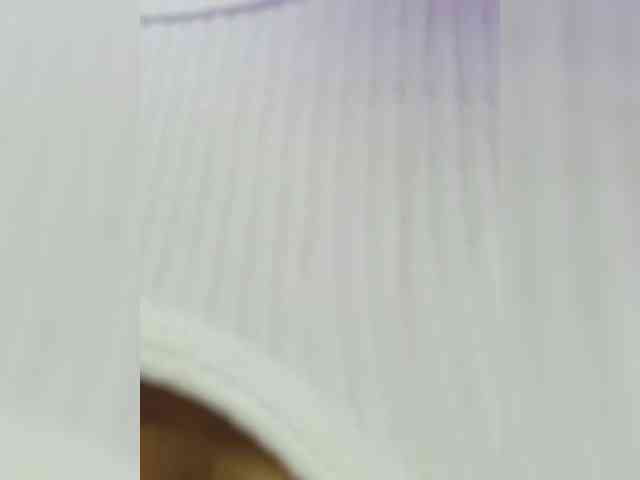 ElizHarper webcam