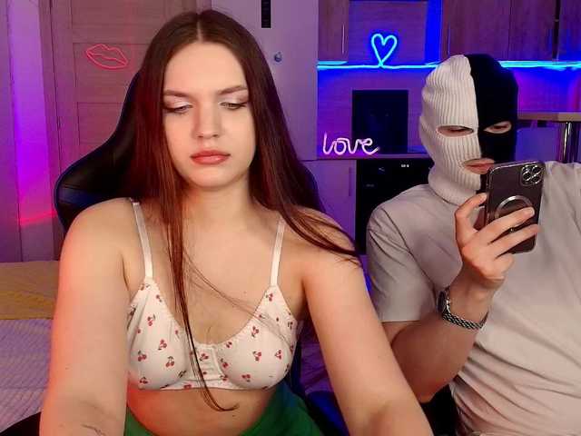 TwiceAsHotXXX's BongaCams show and profile