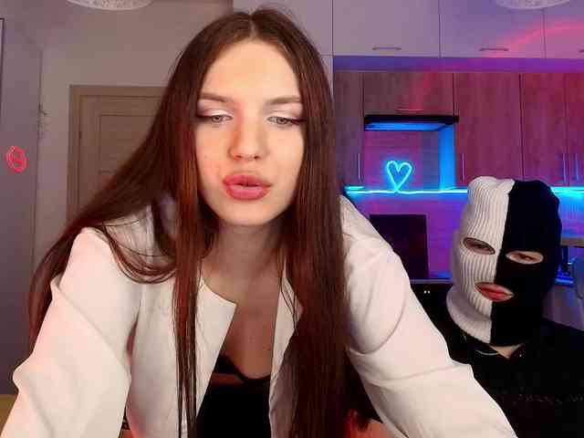 TwiceAsHotXXX webcam