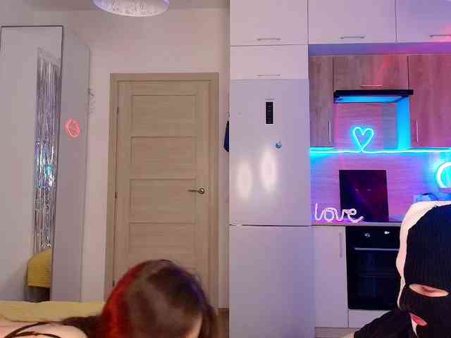 TwiceAsHotXXX webcam