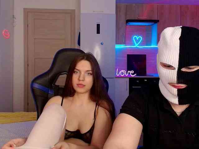 TwiceAsHotXXX webcam