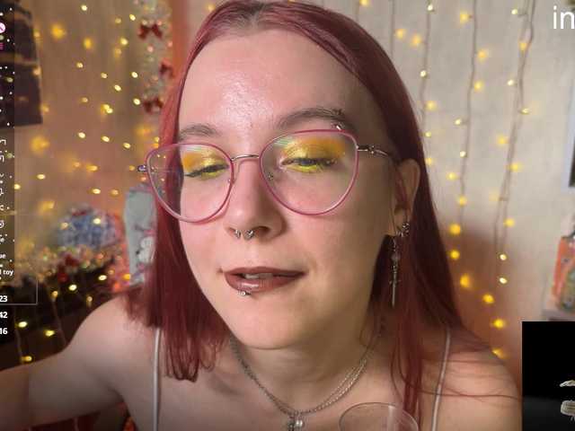 adrenalinse's BongaCams show and profile