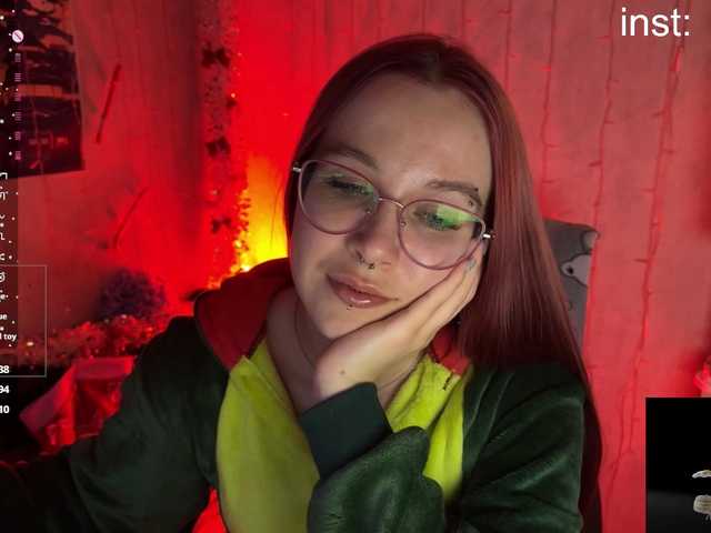 adrenalinse's BongaCams show and profile