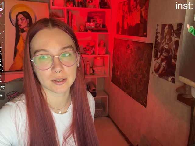 adrenalinse's BongaCams show and profile