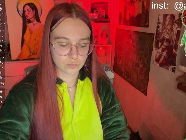 adrenalinse's BongaCams show and profile