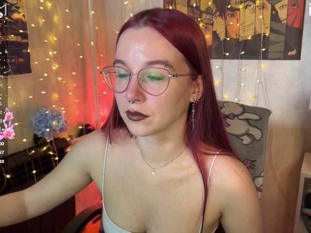 adrenalinse's BongaCams show and profile