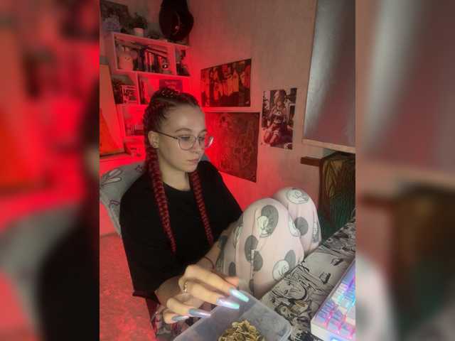 adrenalinse's BongaCams show and profile