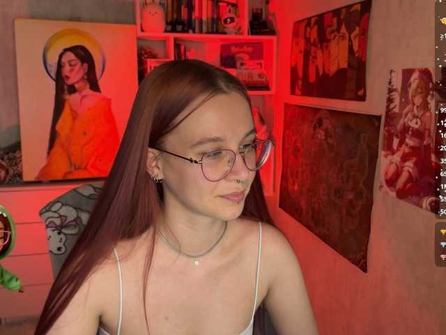 adrenalinse's BongaCams show and profile