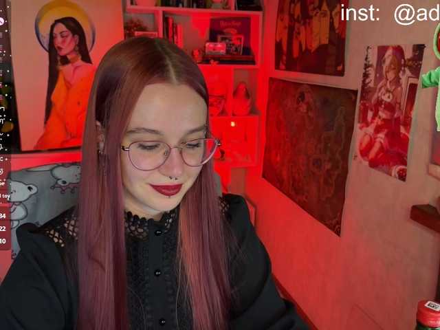 adrenalinse's BongaCams show and profile