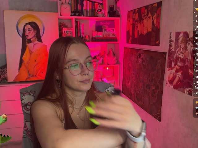 adrenalinse's BongaCams show and profile