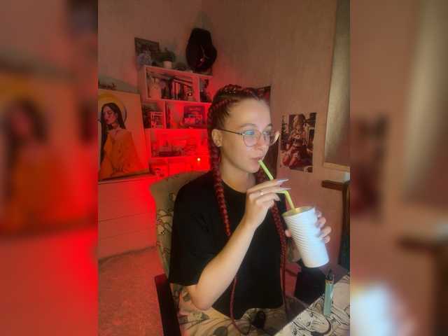 adrenalinse's BongaCams show and profile