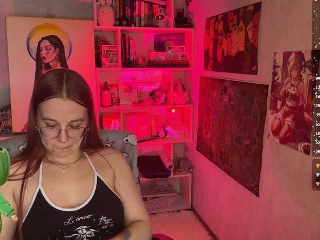 adrenalinse's BongaCams show and profile