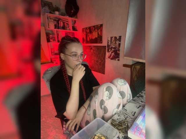 adrenalinse's BongaCams show and profile