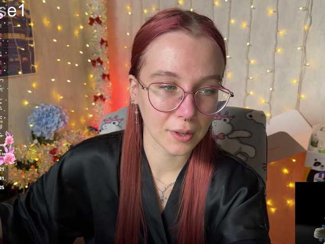 adrenalinse's BongaCams show and profile
