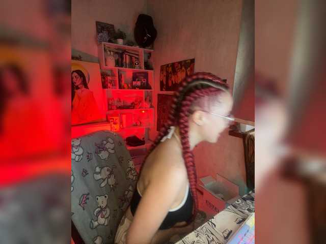 adrenalinse's BongaCams show and profile