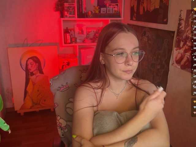 adrenalinse's BongaCams show and profile