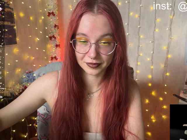 adrenalinse Live Webcam on BongaCams