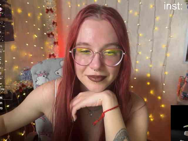 adrenalinse Live Webcam on BongaCams