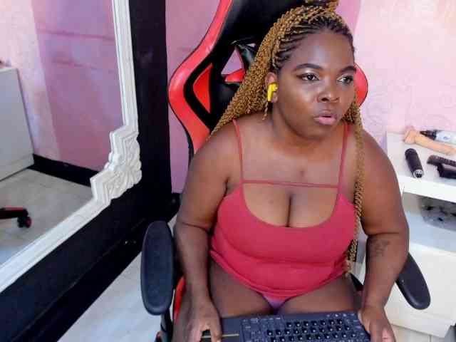 SaraDunss webcam