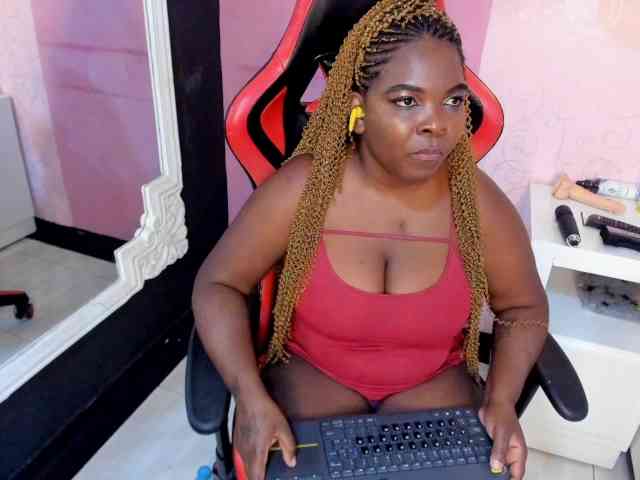 SaraDunss webcam