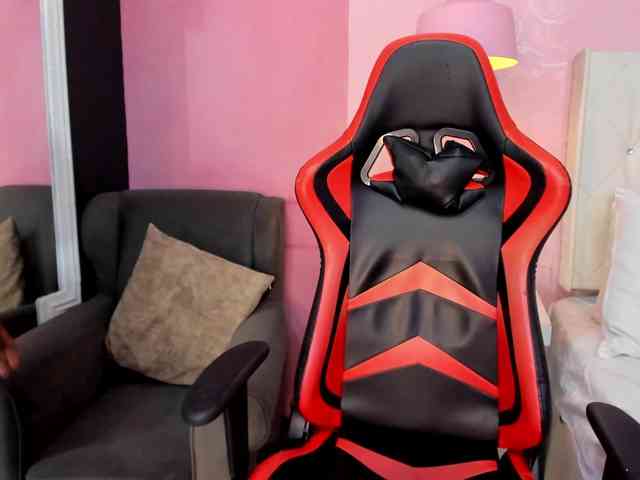 SaraDunss webcam