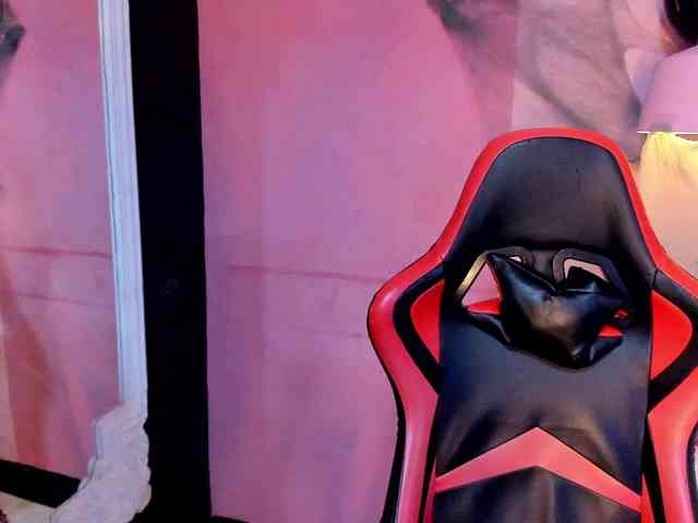 SaraDunss webcam