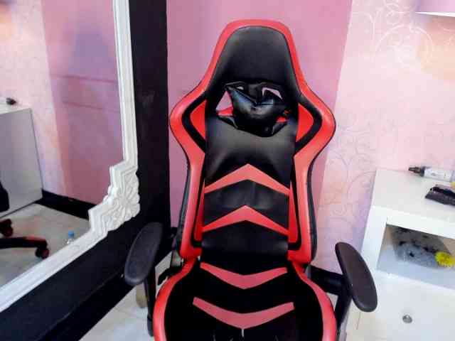 SaraDunss webcam