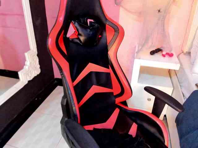 SaraDunss webcam