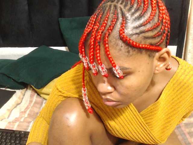 Hotsexyberry21 webcam bongacams model stream image