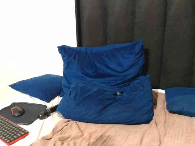 Hotsexyberry21 webcam