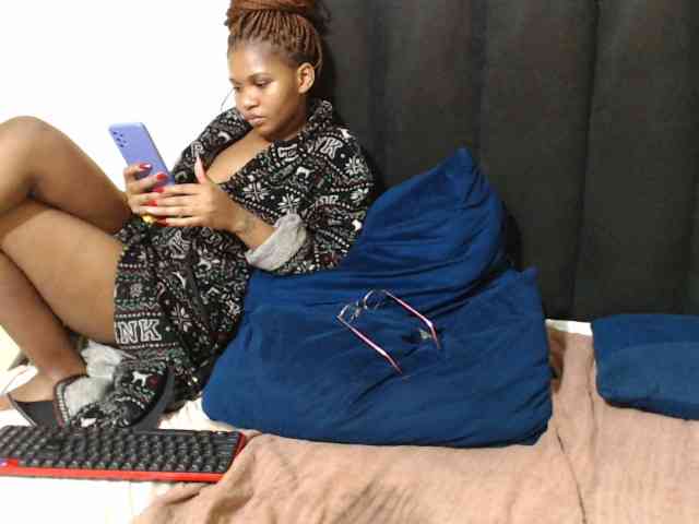 Hotsexyberry21 webcam