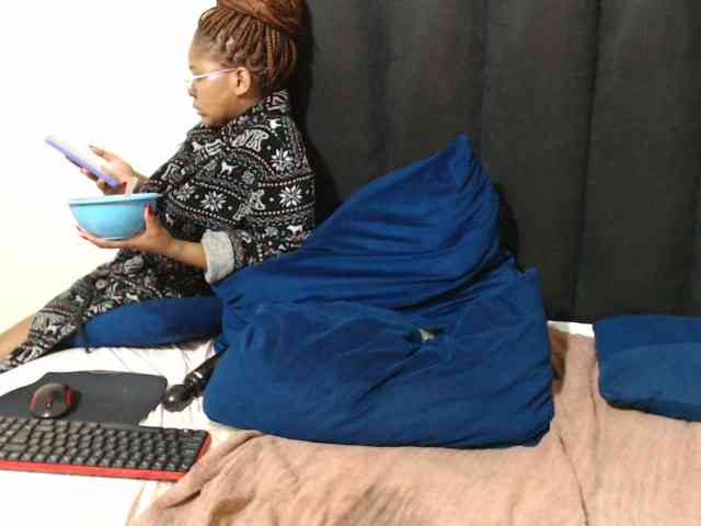 Hotsexyberry21 webcam