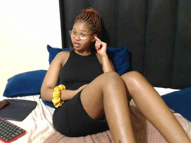 Hotsexyberry21 webcam