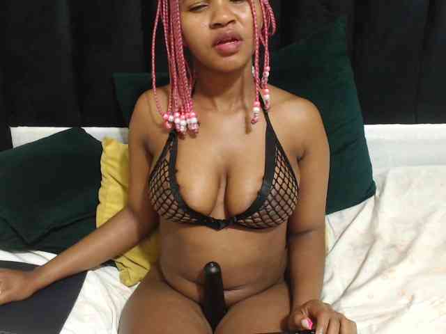 Hotsexyberry21 webcam